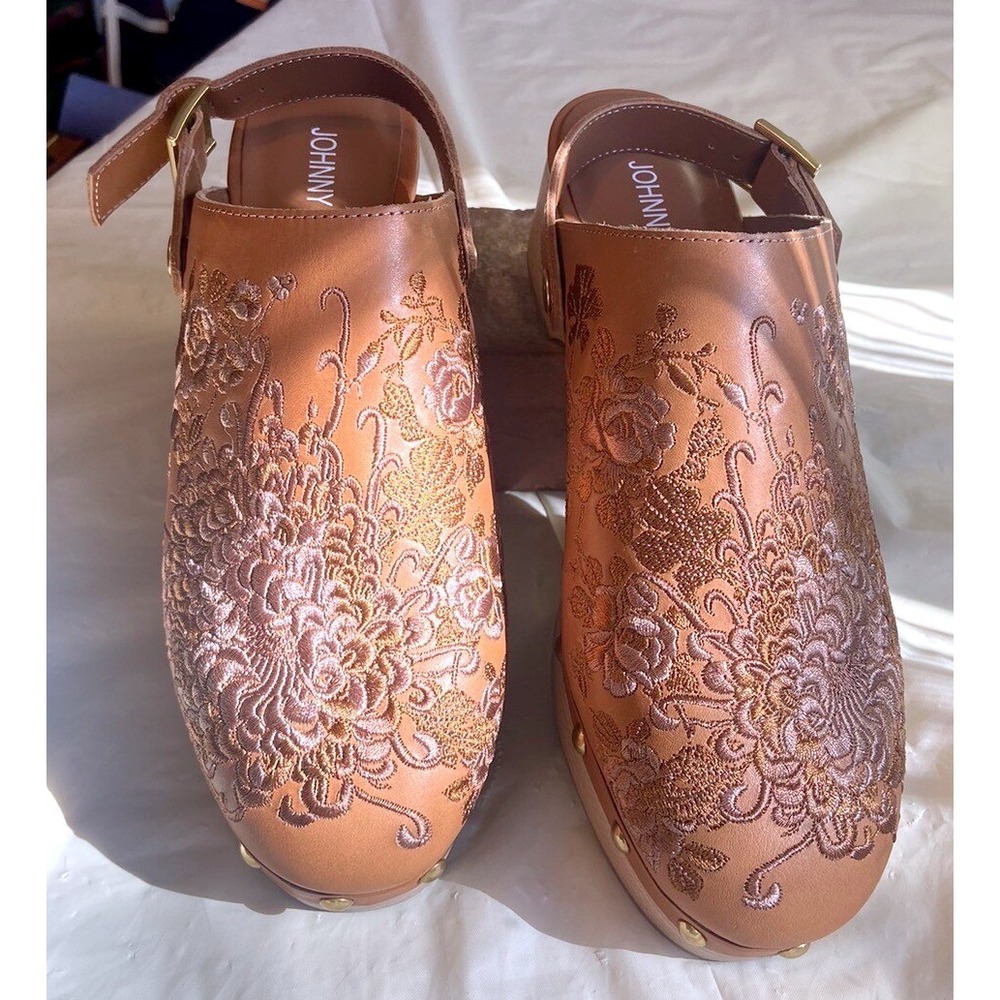 Johnny Was Tan Leather Floral Embroidered Wooden Platform Slingback Clogs Size 8